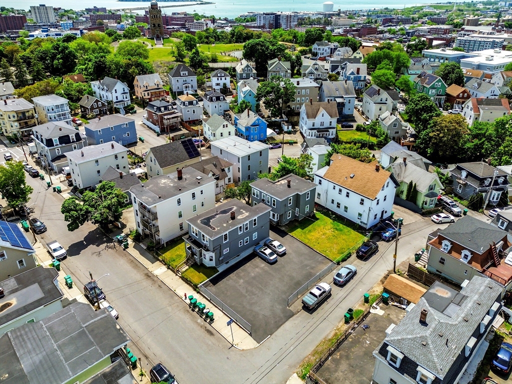 17-19 Acorn St, Lynn, Massachusetts, 8 Bedrooms Bedrooms, 18 Rooms Rooms,3.5 BathroomsBathrooms,Residential Income,For Sale,Acorn St,73530281