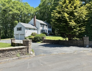 11 Quail Run, Bellingham, Massachusetts, 4 Bedrooms Bedrooms, 9 Rooms Rooms,2.5 BathroomsBathrooms,Residential,For Sale,Quail Run,73530320