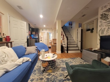 1203 Beacon St, Brookline, Massachusetts, 4 Bedrooms Bedrooms, 6 Rooms Rooms,2 BathroomsBathrooms,Residential Lease,For Rent,Beacon St,73530528