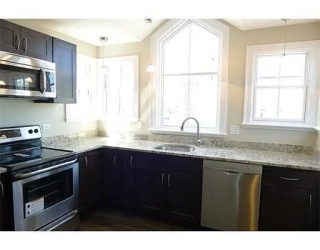 110 Madison Ave, Newton, Massachusetts, 2 Bedrooms Bedrooms, 4 Rooms Rooms,1 BathroomBathrooms,Residential Lease,For Rent,Madison Ave,73530549