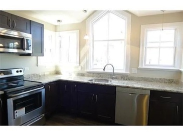 110 Madison Ave, Newton, Massachusetts, 2 Bedrooms Bedrooms, 4 Rooms Rooms,1 BathroomBathrooms,Residential Lease,For Rent,Madison Ave,73530549