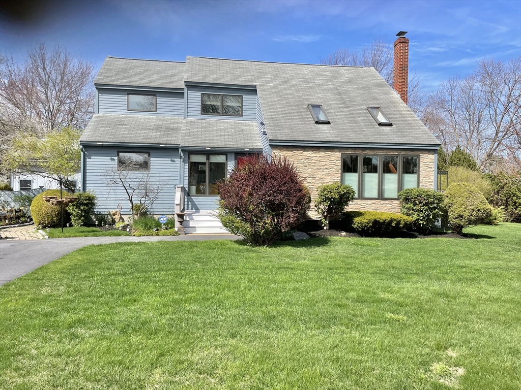 16 Howard Ave, Wells, Maine, 2 Bedrooms Bedrooms, 7 Rooms Rooms,3 BathroomsBathrooms,Residential,For Sale,Howard Ave,73495671