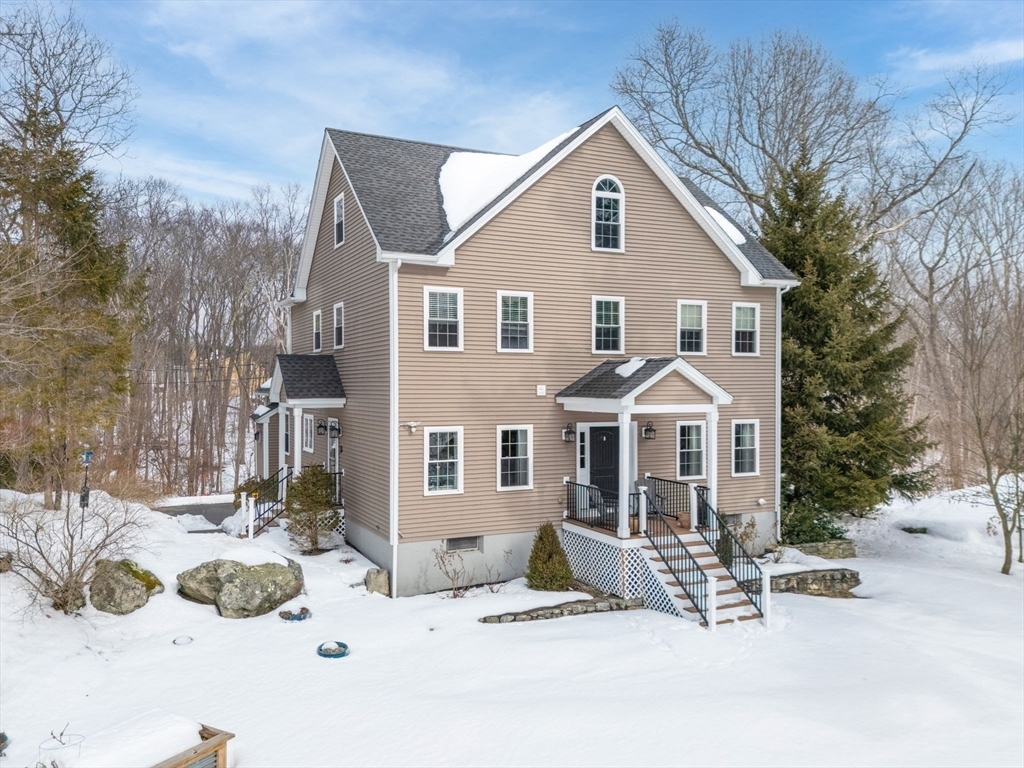 69 Pearson Dr, Newbury, Massachusetts, 4 Bedrooms Bedrooms, 8 Rooms Rooms,2.5 BathroomsBathrooms,Residential,For Sale,Pearson Dr,73481898