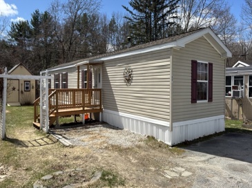 557 Southwest Cutoff, Auburn, Massachusetts, 2 Bedrooms Bedrooms, 4 Rooms Rooms,2 BathroomsBathrooms,Residential,For Sale,Southwest Cutoff,73486898