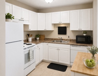 46 Cochituate Rd, Framingham, Massachusetts, 1 Bedroom Bedrooms, 2 Rooms Rooms,1 BathroomBathrooms,Residential Lease,For Rent,Cochituate Rd,73530471