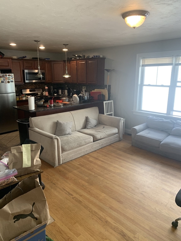 2945 Washington Street, Boston, Massachusetts, 4 Bedrooms Bedrooms, 7 Rooms Rooms,2 BathroomsBathrooms,Residential Lease,For Rent,Washington Street,73530644