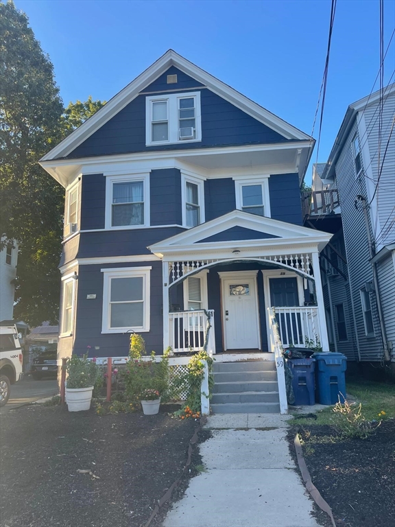 59 Salem St, Lawrence, Massachusetts, 3 Bedrooms Bedrooms, 6 Rooms Rooms,1 BathroomBathrooms,Residential Lease,For Rent,Salem St,73530517