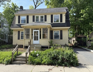 16 Ware Road, Newton, Massachusetts, 3 Bedrooms Bedrooms, 7 Rooms Rooms,1.5 BathroomsBathrooms,Residential,For Sale,Ware Road,73523021