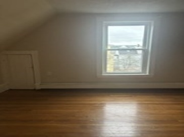 54 Hillside, Everett, Massachusetts, 4 Bedrooms Bedrooms, 8 Rooms Rooms,1 BathroomBathrooms,Residential Lease,For Rent,Hillside,73530706