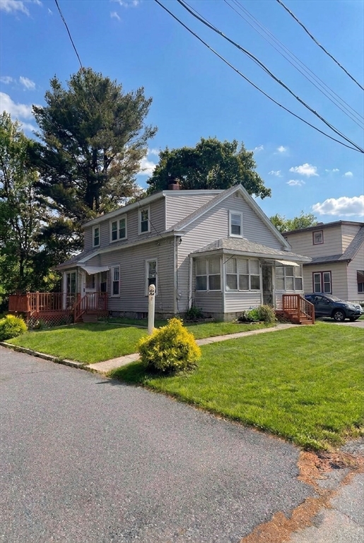 1 Eames Ave, Worcester, Massachusetts, 4 Bedrooms Bedrooms, 6 Rooms Rooms,2 BathroomsBathrooms,Residential,For Sale,Eames Ave,73530600