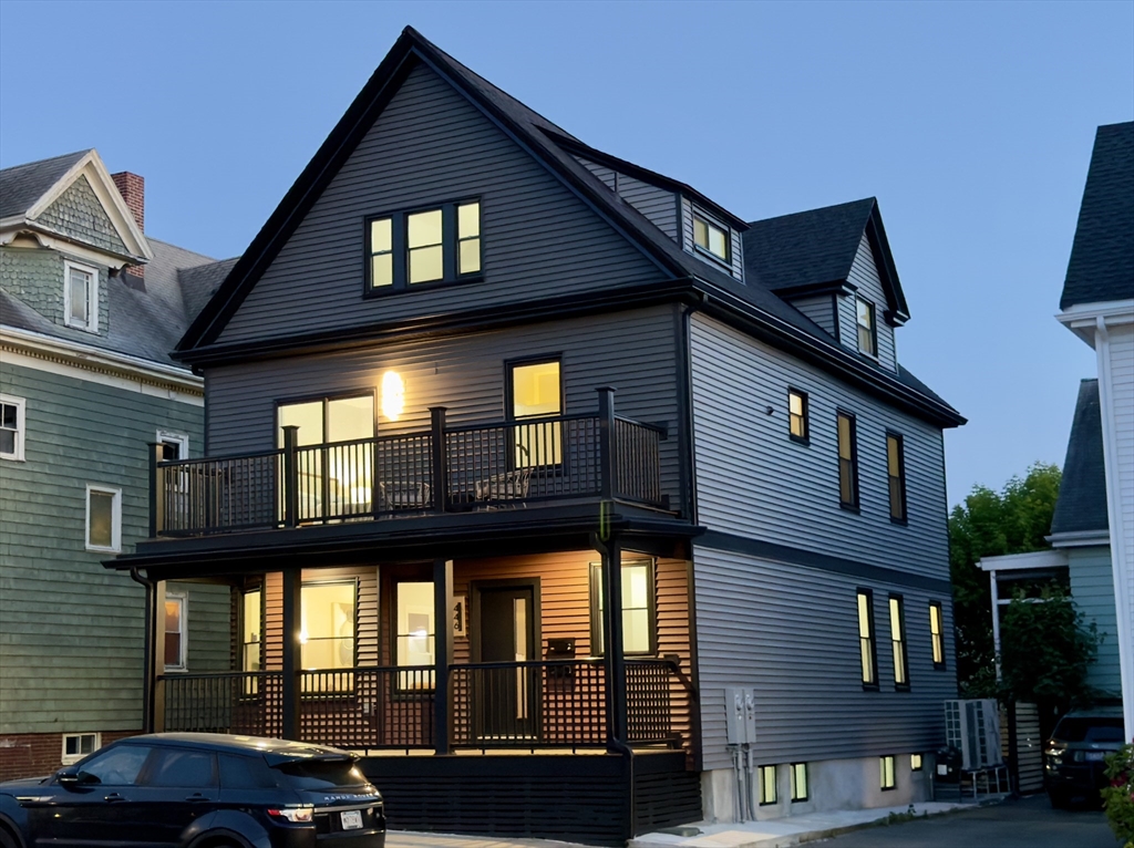 446 Broadway, Somerville, Massachusetts, 1 Bedroom Bedrooms, 9 Rooms Rooms,2.5 BathroomsBathrooms,Residential,For Sale,Broadway,73530558