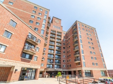 15 N Beacon St, Boston, Massachusetts, 2 Bedrooms Bedrooms, 4 Rooms Rooms,1.5 BathroomsBathrooms,Residential,For Sale,N Beacon St,73530775