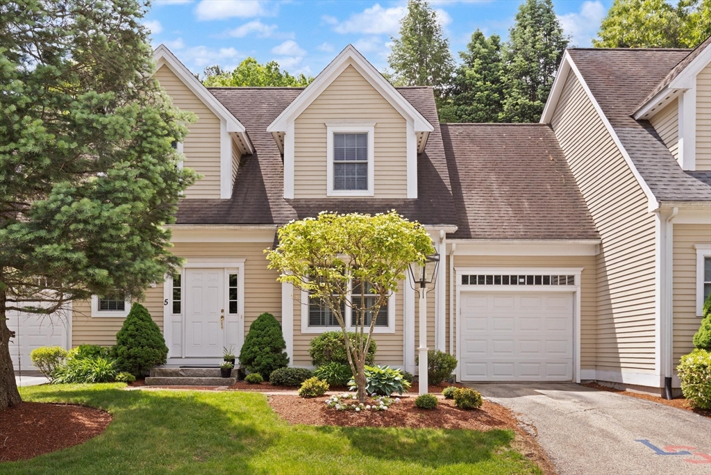725 Boston Post Rd, Sudbury, Massachusetts, 2 Bedrooms Bedrooms, 7 Rooms Rooms,2.5 BathroomsBathrooms,Residential,For Sale,Boston Post Rd,73530658
