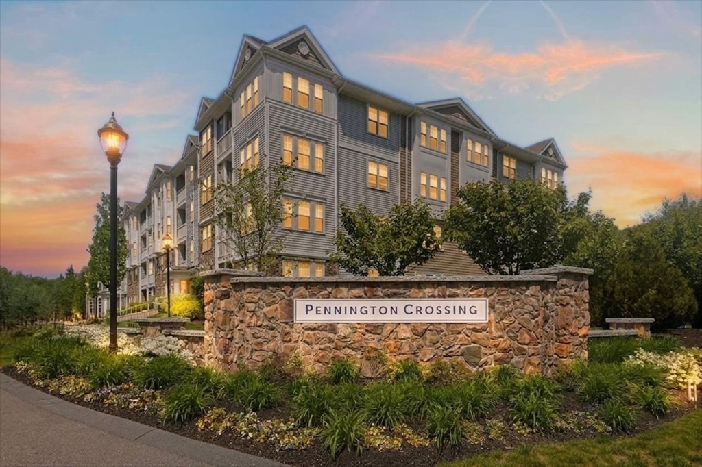 2301 Pennington Dr, Walpole, Massachusetts, 2 Bedrooms Bedrooms, 5 Rooms Rooms,2 BathroomsBathrooms,Residential,For Sale,Pennington Dr,73525305