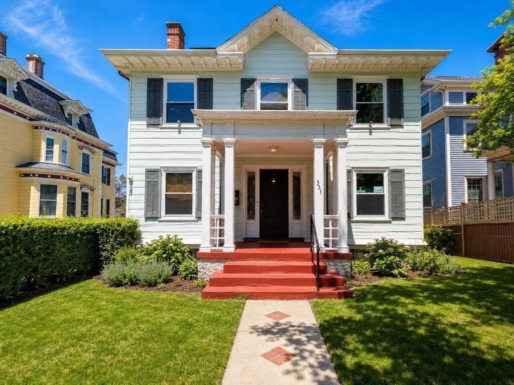 337 Union St, New Bedford, Massachusetts, 6 Bedrooms Bedrooms, 14 Rooms Rooms,3 BathroomsBathrooms,Residential,For Sale,Union St,73530827