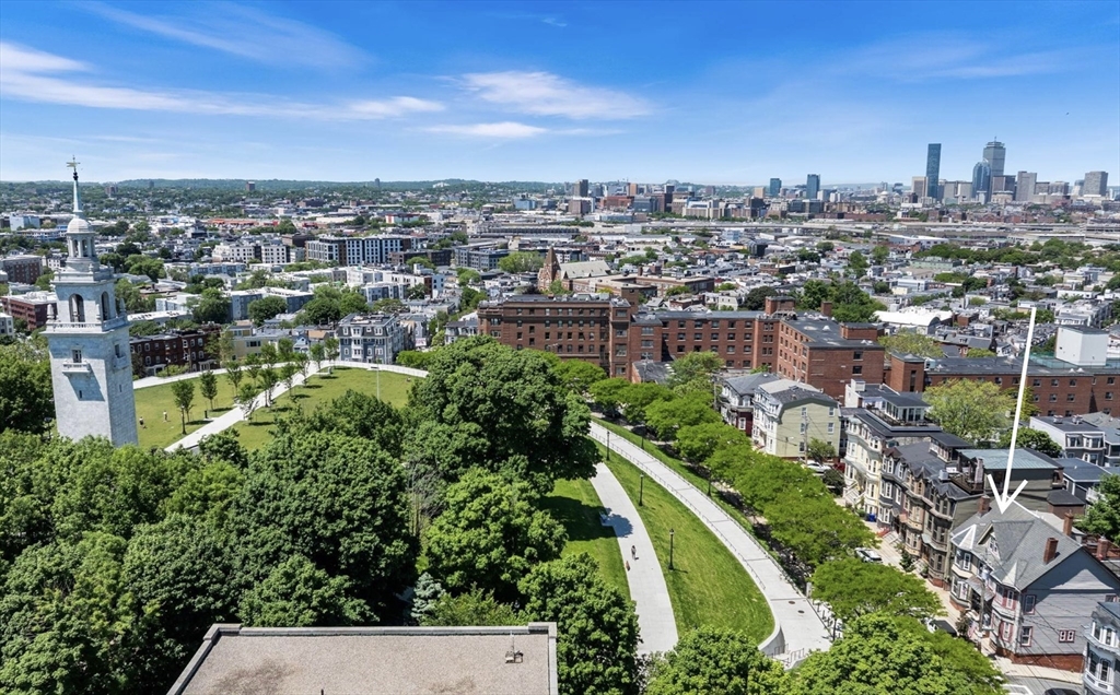 16 Thomas Park, Boston, Massachusetts, 2 Bedrooms Bedrooms, 5 Rooms Rooms,1.5 BathroomsBathrooms,Residential,For Sale,Thomas Park,73530299