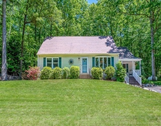 473 W Sturbridge Rd, East Brookfield, Massachusetts, 3 Bedrooms Bedrooms, 6 Rooms Rooms,2 BathroomsBathrooms,Residential,For Sale,W Sturbridge Rd,73530456