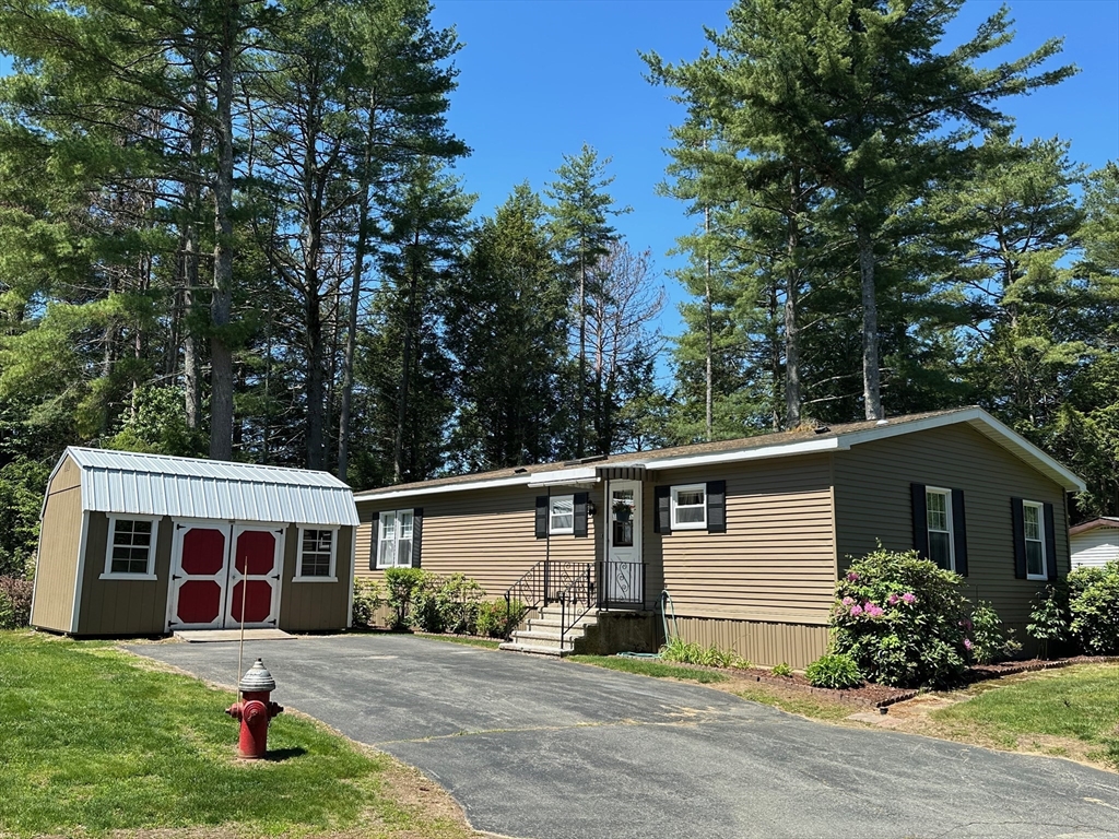 30 Earl Dr., Athol, Massachusetts, 2 Bedrooms Bedrooms, 5 Rooms Rooms,2 BathroomsBathrooms,Residential,For Sale,Earl Dr.,73530851