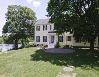 53 Farm St, Blackstone, Massachusetts, 4 Bedrooms Bedrooms, 9 Rooms Rooms,3 BathroomsBathrooms,Residential,For Sale,Farm St,73530707