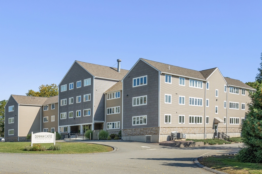 38 Dunham Rd, Beverly, Massachusetts, 2 Bedrooms Bedrooms, 4 Rooms Rooms,1 BathroomBathrooms,Residential,For Sale,Dunham Rd,73530708