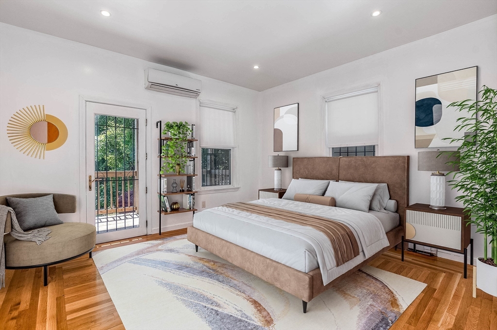 32 Hawthorne Street, Boston, Massachusetts, 2 Bedrooms Bedrooms, 4 Rooms Rooms,1 BathroomBathrooms,Residential,For Sale,Hawthorne Street,73530856