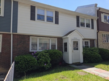 445 E 5th St, Boston, Massachusetts, 3 Bedrooms Bedrooms, 5 Rooms Rooms,1.5 BathroomsBathrooms,Residential,For Sale,E 5th St,73530683