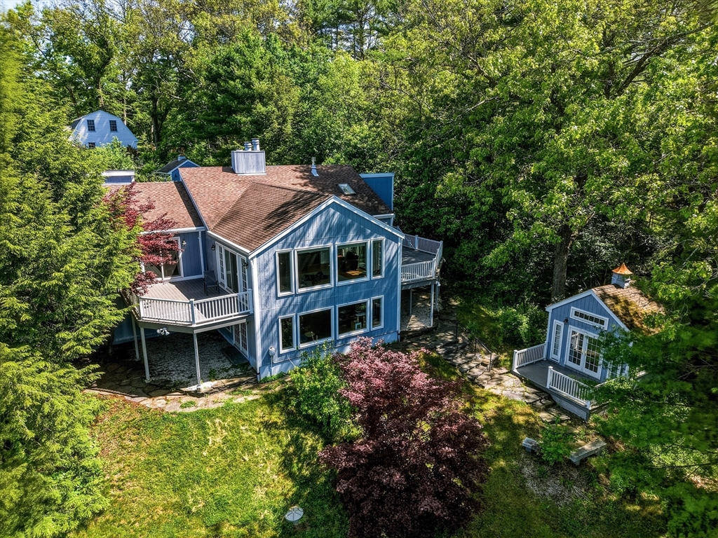 10 Cortland Dr, Amherst, Massachusetts, 4 Bedrooms Bedrooms, 12 Rooms Rooms,3 BathroomsBathrooms,Residential,For Sale,Cortland Dr,73530662