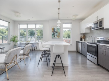 99 Tremont St, Boston, Massachusetts, 2 Bedrooms Bedrooms, 4 Rooms Rooms,2 BathroomsBathrooms,Residential,For Sale,Tremont St,73530724