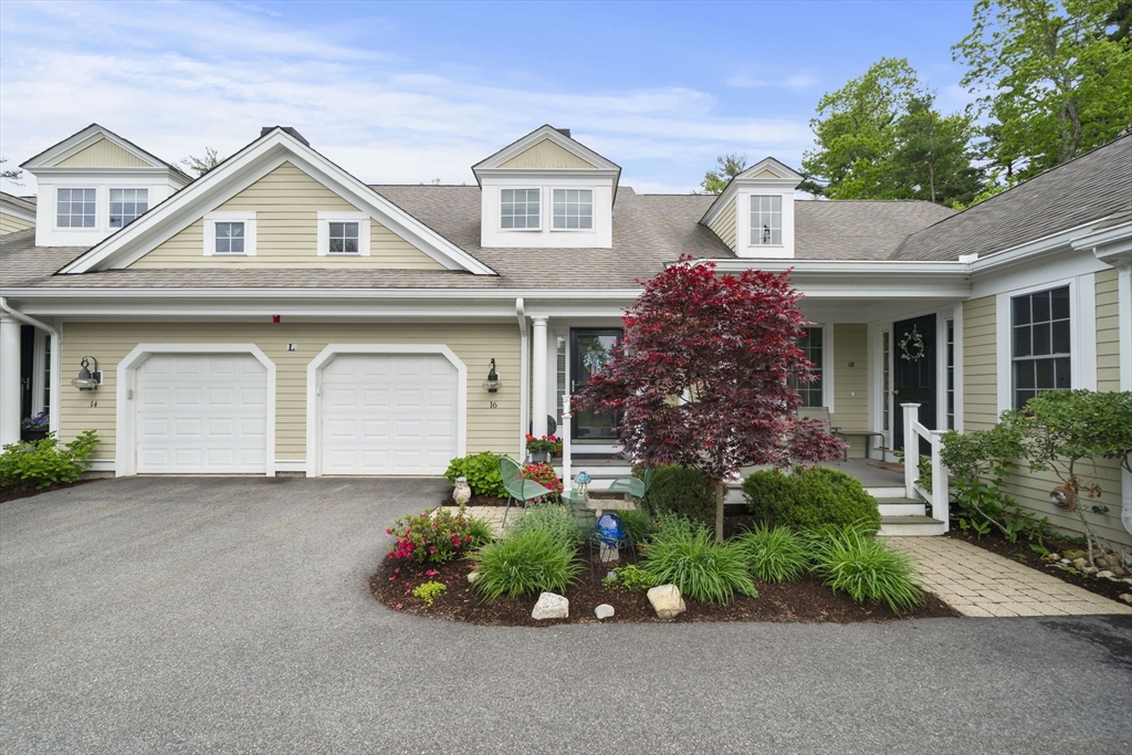 16 Hayloft Lane, Marshfield, Massachusetts, 2 Bedrooms Bedrooms, 7 Rooms Rooms,2.5 BathroomsBathrooms,Residential,For Sale,Hayloft Lane,73530730