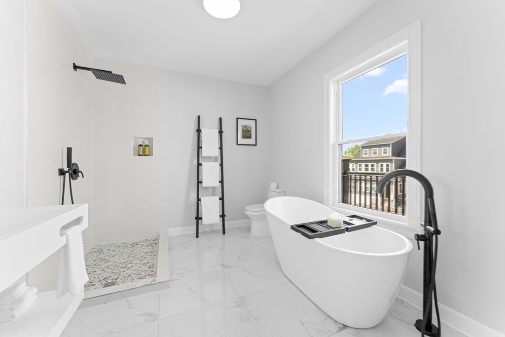 446 Broadway, Somerville, Massachusetts, 4 Bedrooms Bedrooms, 9 Rooms Rooms,3 BathroomsBathrooms,Residential,For Sale,Broadway,73530552