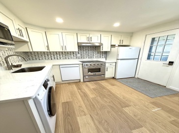 1169 Nantasket Ave, Hull, Massachusetts, 1 Bedroom Bedrooms, 3 Rooms Rooms,1 BathroomBathrooms,Residential,For Sale,Nantasket Ave,73496338