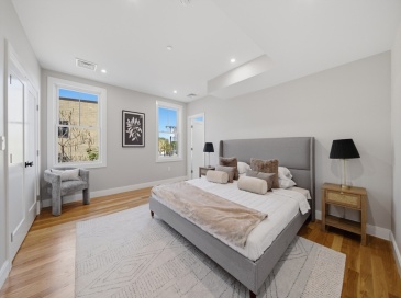 174 Walnut Street, Somerville, Massachusetts, 3 Bedrooms Bedrooms, 6 Rooms Rooms,2 BathroomsBathrooms,Residential,For Sale,Walnut Street,73530913