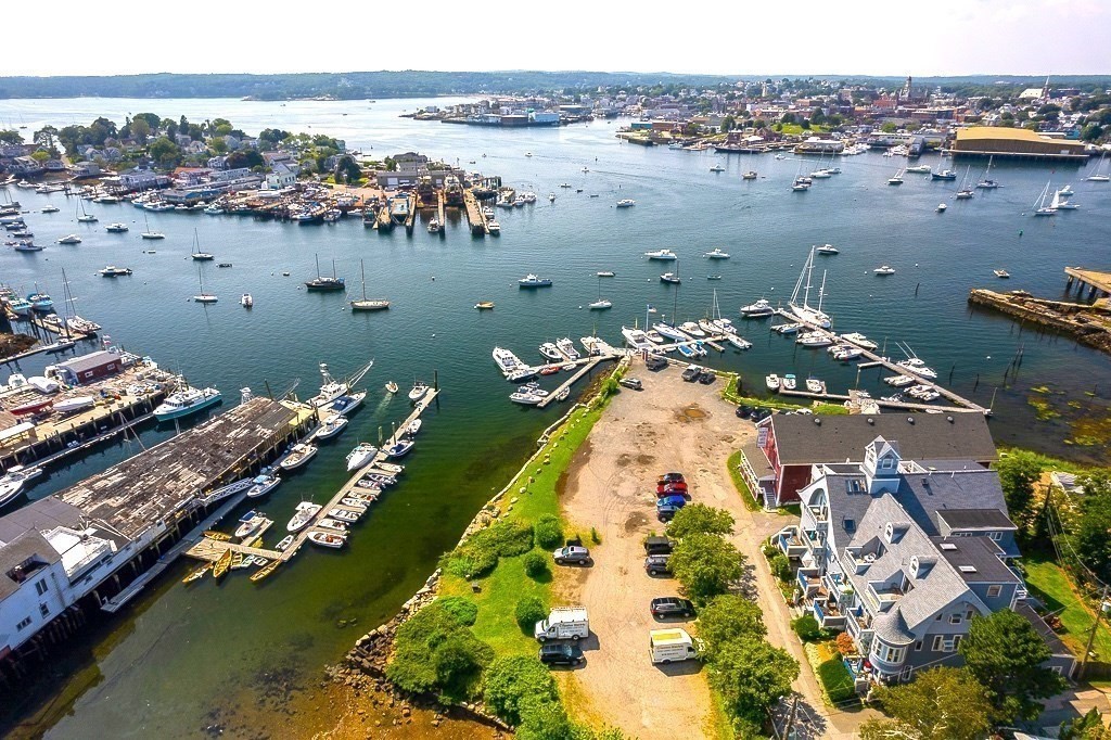 5 Pirates Lane, Gloucester, Massachusetts, 2 Bedrooms Bedrooms, 6 Rooms Rooms,2 BathroomsBathrooms,Residential,For Sale,Pirates Lane,73530937