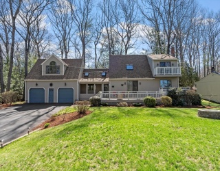 38 Noel Drive, Ashburnham, Massachusetts, 3 Bedrooms Bedrooms, 8 Rooms Rooms,2 BathroomsBathrooms,Residential,For Sale,Noel Drive,73508498