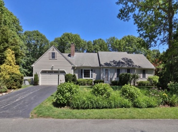 35 Terrace Hill Dr, Dennis, Massachusetts, 3 Bedrooms Bedrooms, 6 Rooms Rooms,2 BathroomsBathrooms,Residential,For Sale,Terrace Hill Dr,73510567