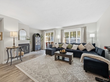 19 Thayer Pond Dr, Oxford, Massachusetts, 2 Bedrooms Bedrooms, 7 Rooms Rooms,1.5 BathroomsBathrooms,Residential,For Sale,Thayer Pond Dr,73482052