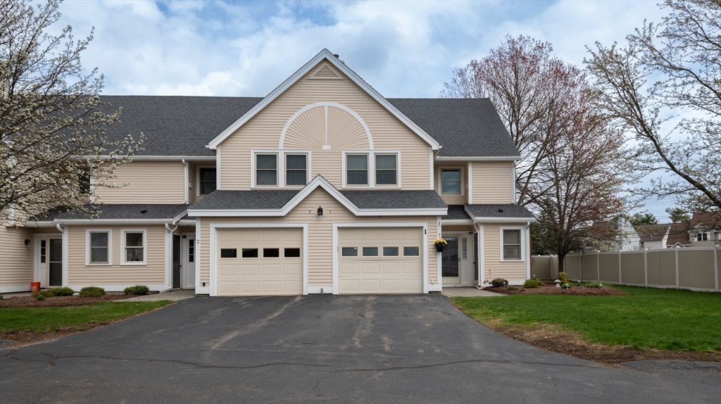 1 Alcott Way, North Andover, Massachusetts, 2 Bedrooms Bedrooms, 5 Rooms Rooms,2.5 BathroomsBathrooms,Residential,For Sale,Alcott Way,73505424