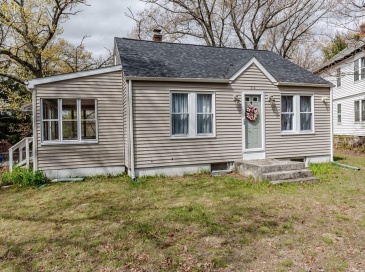 310 Mendon Road, Attleboro, Massachusetts, 2 Bedrooms Bedrooms, 6 Rooms Rooms,1 BathroomBathrooms,Residential,For Sale,Mendon Road,73511065 310 Mendon Road, Attleboro, Massachusetts, 2 Bedrooms Bedrooms, 6 Rooms Rooms,1 BathroomBathrooms,Residential,For Sale,Mendon Road,73511065