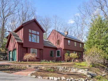 162 Western Ave, Sherborn, Massachusetts, 3 Bedrooms Bedrooms, 9 Rooms Rooms,2.5 BathroomsBathrooms,Residential,For Sale,Western Ave,73498801