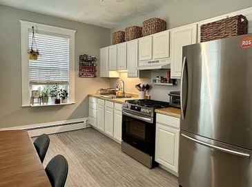 18 Hewlett Street, Boston, Massachusetts, 1 Bedroom Bedrooms, 3 Rooms Rooms,1 BathroomBathrooms,Residential Lease,For Rent,Hewlett Street,73527127