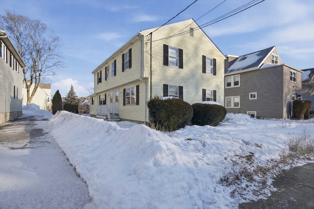 43-43A Chandler St, Belmont, Massachusetts, 6 Bedrooms Bedrooms, 13 Rooms Rooms,3 BathroomsBathrooms,Residential Income,For Sale,Chandler St,73478113