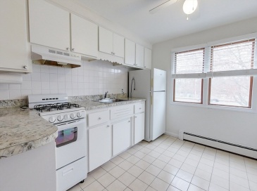 180 Tyngsboro Rd, Chelmsford, Massachusetts, 2 Bedrooms Bedrooms, 4 Rooms Rooms,1 BathroomBathrooms,Residential,For Sale,Tyngsboro Rd,73504783 180 Tyngsboro Rd, Chelmsford, Massachusetts, 2 Bedrooms Bedrooms, 4 Rooms Rooms,1 BathroomBathrooms,Residential,For Sale,Tyngsboro Rd,73504783