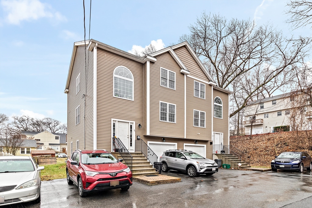 44 Dominion Rd, Worcester, Massachusetts, 4 Bedrooms Bedrooms, 7 Rooms Rooms,4 BathroomsBathrooms,Residential,For Sale,Dominion Rd,73530628