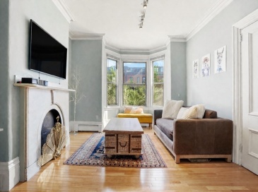 587 Tremont St, Boston, Massachusetts, 1 Bedroom Bedrooms, 3 Rooms Rooms,1 BathroomBathrooms,Residential Lease,For Rent,Tremont St,73531086