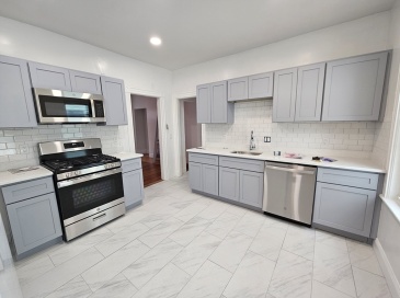 17 Dix St, Boston, Massachusetts, 4 Bedrooms Bedrooms, 6 Rooms Rooms,1 BathroomBathrooms,Residential Lease,For Rent,Dix St,73531110