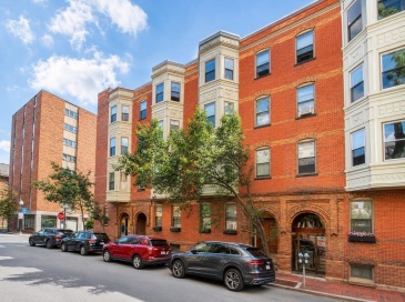15 Garrison Street, Boston, Massachusetts, 1 Bedroom Bedrooms, 3 Rooms Rooms,1 BathroomBathrooms,Residential Lease,For Rent,Garrison Street,73531113