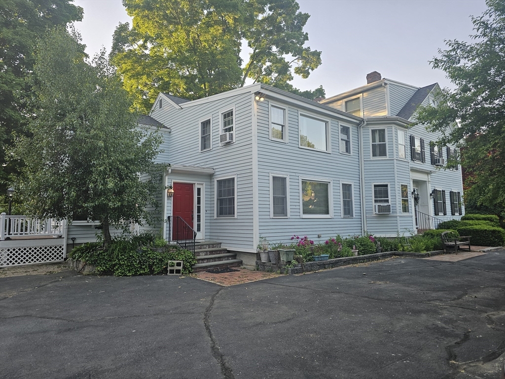 200 Pleasant, Framingham, Massachusetts, 2 Bedrooms Bedrooms, 4 Rooms Rooms,1 BathroomBathrooms,Residential Lease,For Rent,Pleasant,73531123