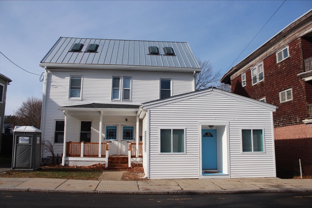 79 Readville, Boston, Massachusetts, 2 Bedrooms Bedrooms, 4 Rooms Rooms,1 BathroomBathrooms,Residential Lease,For Rent,Readville,73531120