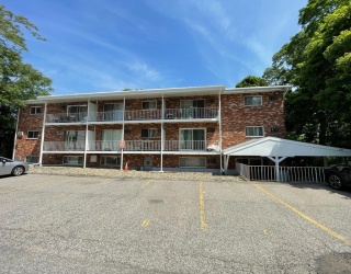 73 Charlesbank Road, Newton, Massachusetts, 3 Rooms Rooms,1 BathroomBathrooms,Residential Lease,For Rent,Charlesbank Road,73531101