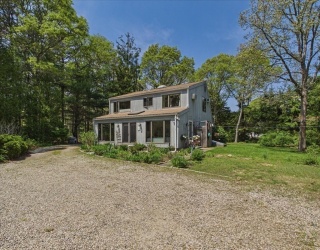 621 Locustfield Rd, Falmouth, Massachusetts, 3 Bedrooms Bedrooms, 4 Rooms Rooms,2 BathroomsBathrooms,Residential,For Sale,Locustfield Rd,73531131